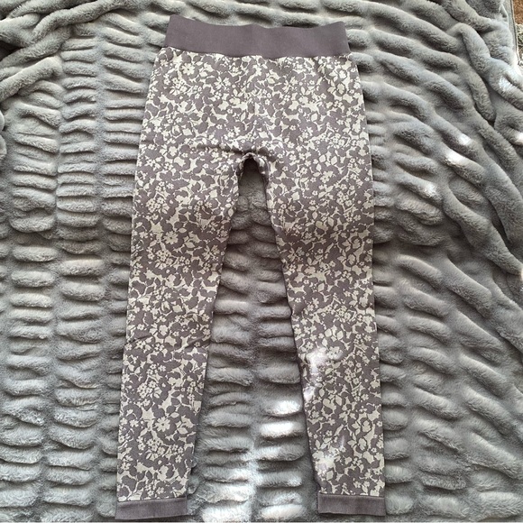 TITLE NINE HIGHT WAIST CROP LEGGINGS - Picture 5 of 7